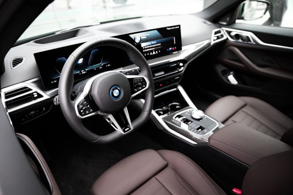 Cockpit BMW i4