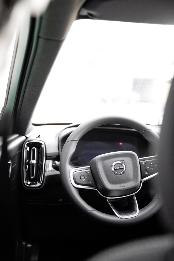 Volvo EX40: Das Lenkrad