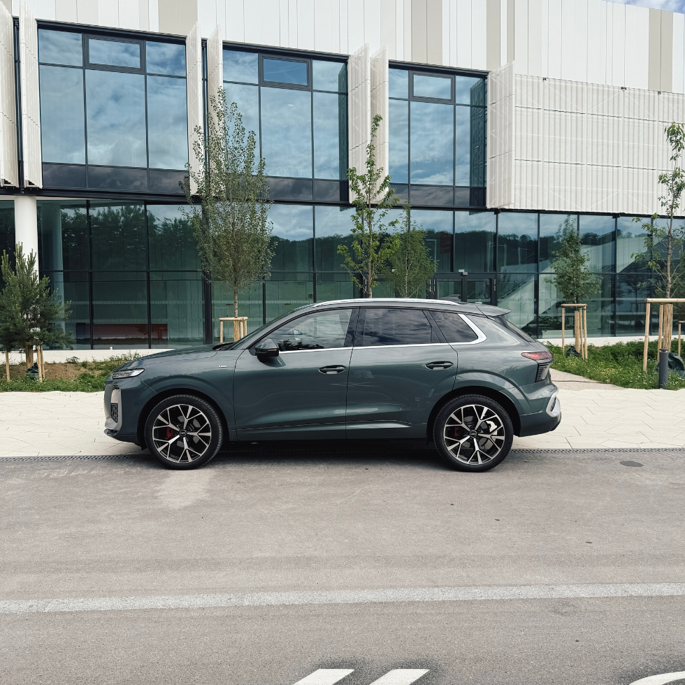 Seitenansicht neuer Audi Q3