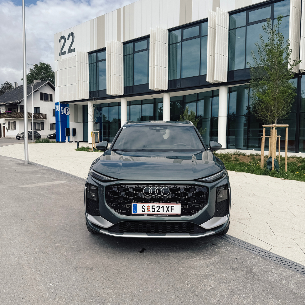 Frontansicht neuer Audi Q3